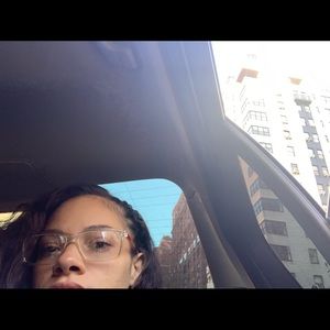 Meet your Posher, Chi-anna